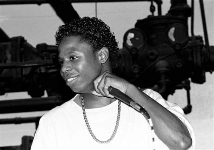 Doug E. Fresh Age: The Legendary Beatboxer and His Impact on Hip Hop Culture